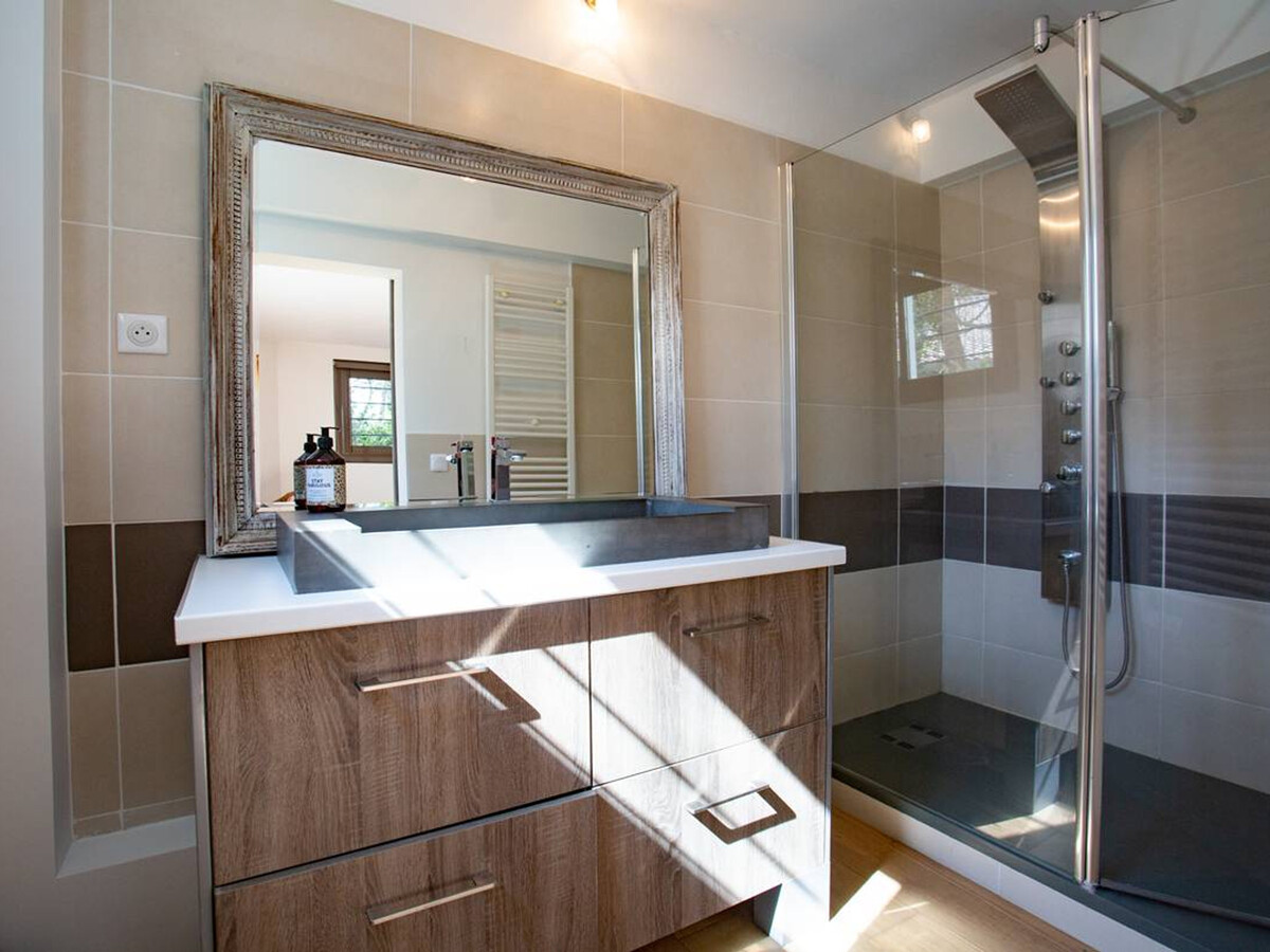 Villa rénovée 200m² spa et piscine chauffée à Hossegor - Photo 15