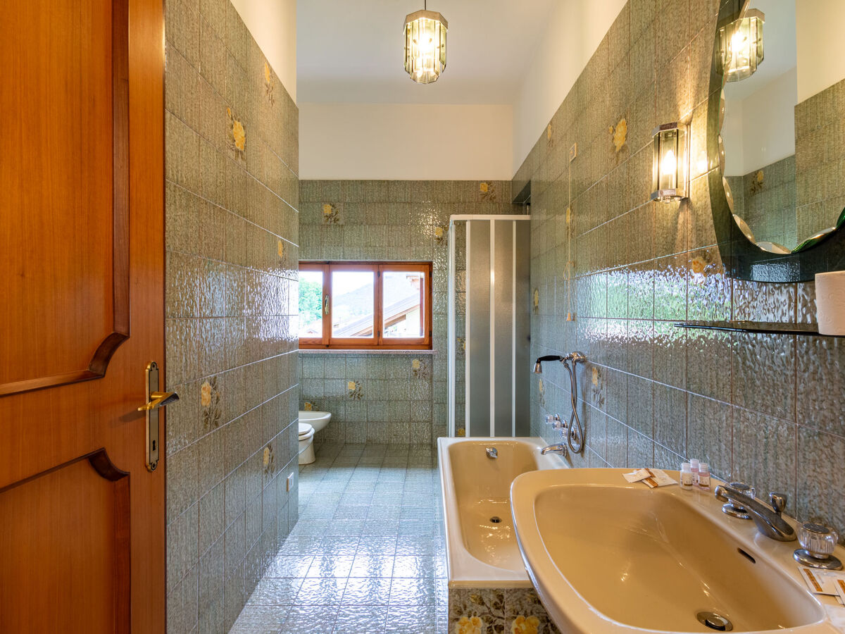 Maison Claudio à Verbania, 6 chambres avec vue lac - Photo 33