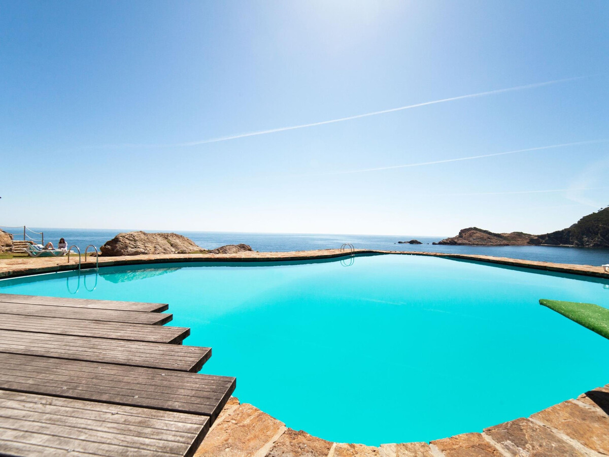 Duplex vue mer à Begur, piscine d'eau salée et accès direct plage - Photo 9