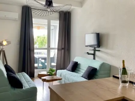 Studio Rénové et Climatisé avec Terrasse, Parking Privé et Options Confort à Marseillan - Photo 1