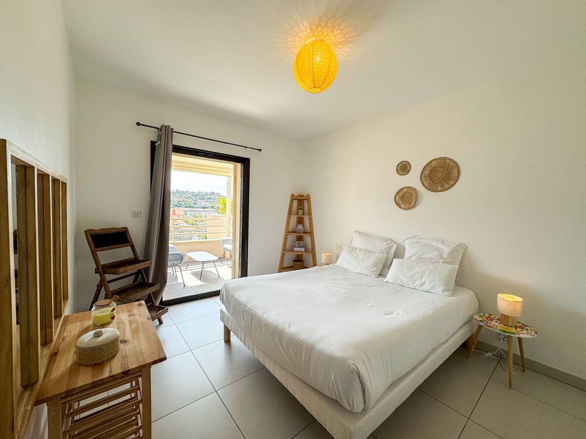 T2 climatisé Propriano avec terrasse vue mer et parking - Photo 6