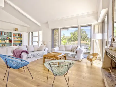 Location maison à Arcachon, Maison avec Jardin et Terrasses, à 10 Min de la Plage, 6 Ch, 12 Pers, WIFI, Proche Commerces