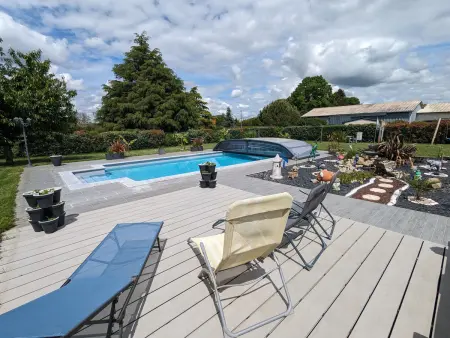 Gîte Douceurs des îles – 12 pers., piscine chauffée et jeux : photo 3