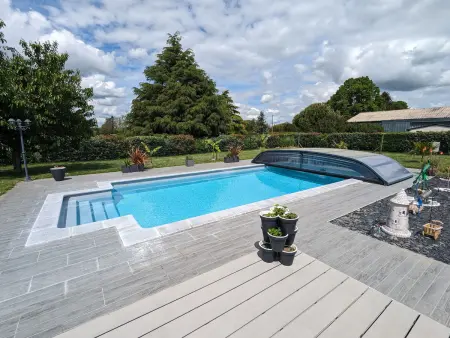 Gîte Douceurs des îles – 12 pers., piscine chauffée et jeux : photo 8