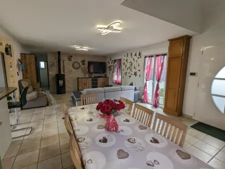 Gîte Douceurs des îles – 12 pers., piscine chauffée et jeux : photo 16