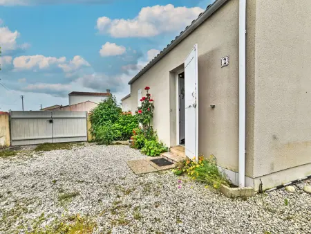 Maison Maisonneuve à La Cotinière, terrasse pergola 17 m² : photo 17