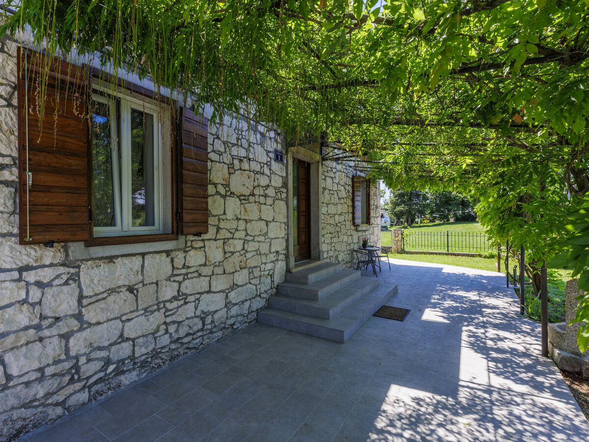 Old Stone Villa avec piscine privée à Labin - Photo 8