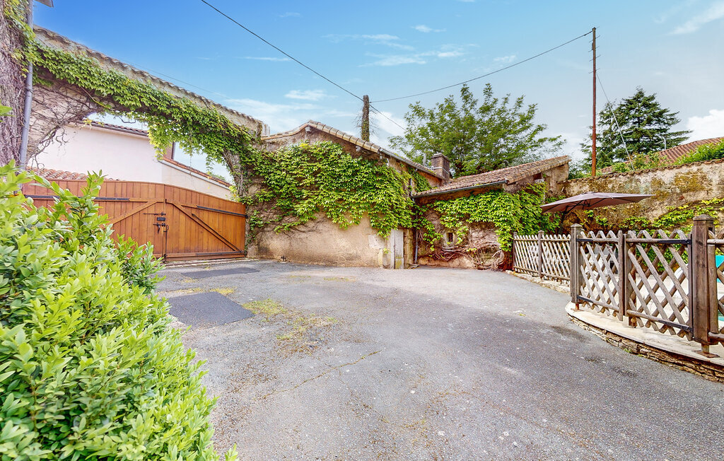 Maison Pierre 250m² avec Piscine Privée à Couhe - Photo 11