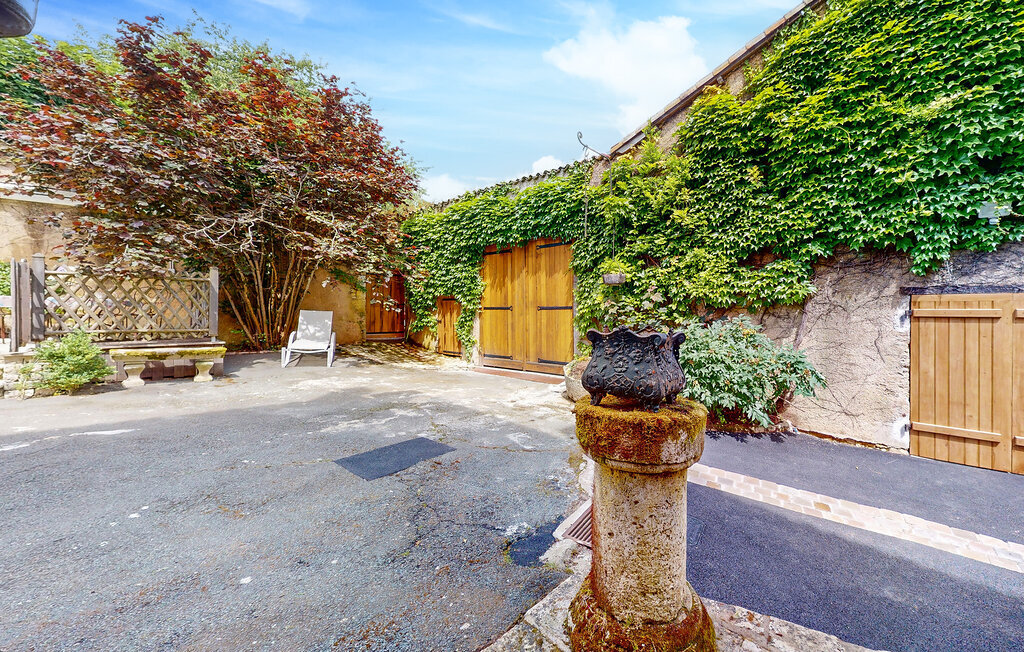 Maison Pierre 250m² avec Piscine Privée à Couhe - Photo 12