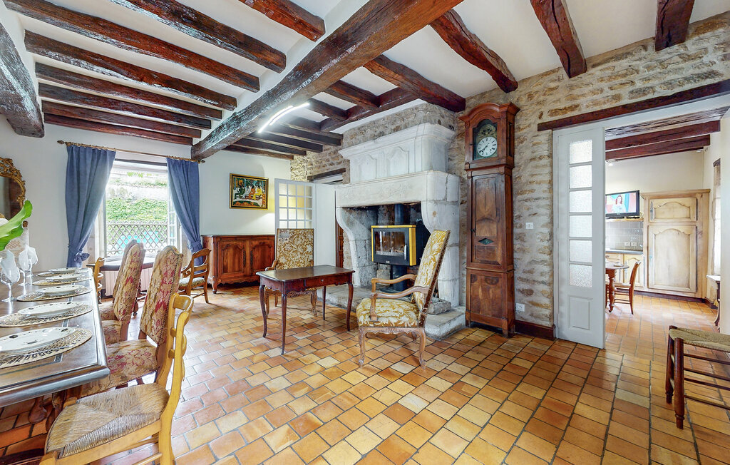 Maison Pierre 250m² avec Piscine Privée à Couhe - Photo 17
