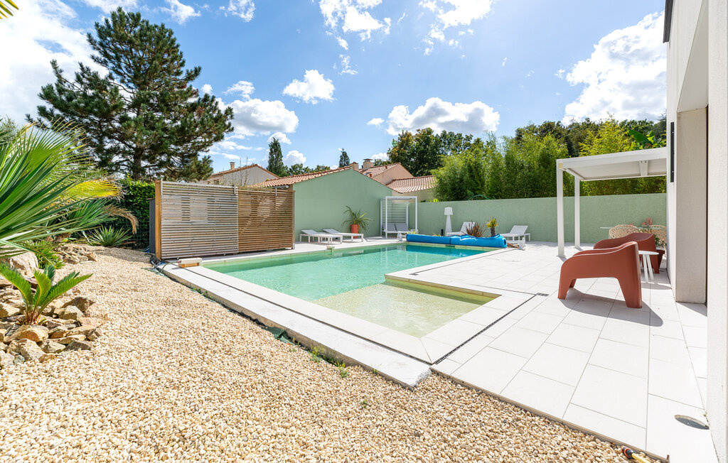 Maison 5 chambres avec piscine chauffée à Saint-Aignan-Grandlieu - Photo 9