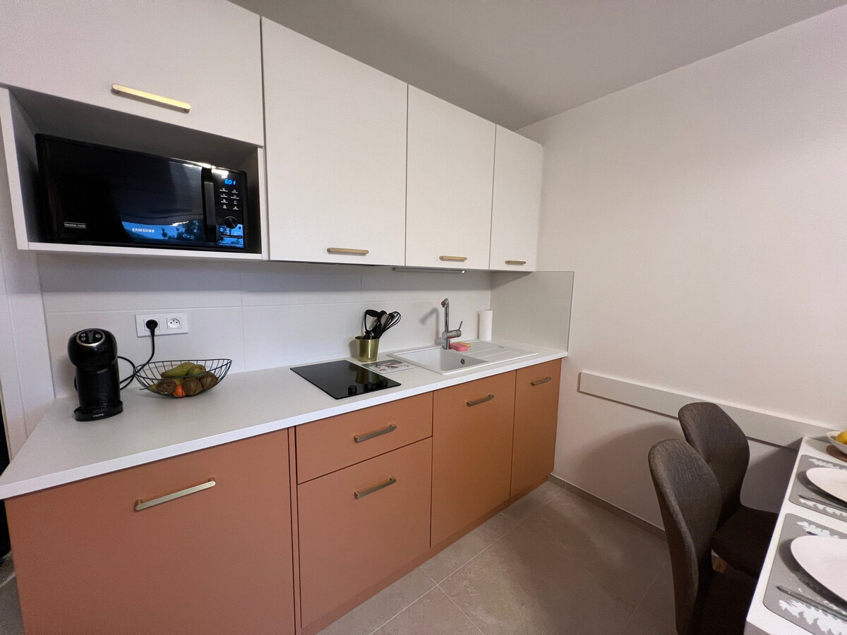 Studio 27 m² rénové - Cœur de station La Salle-les-Alpes - Photo 2