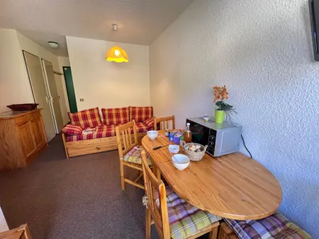 Location appartement à La Salle les Alpes, Studio 4 pers confort avec balcon proche remontées