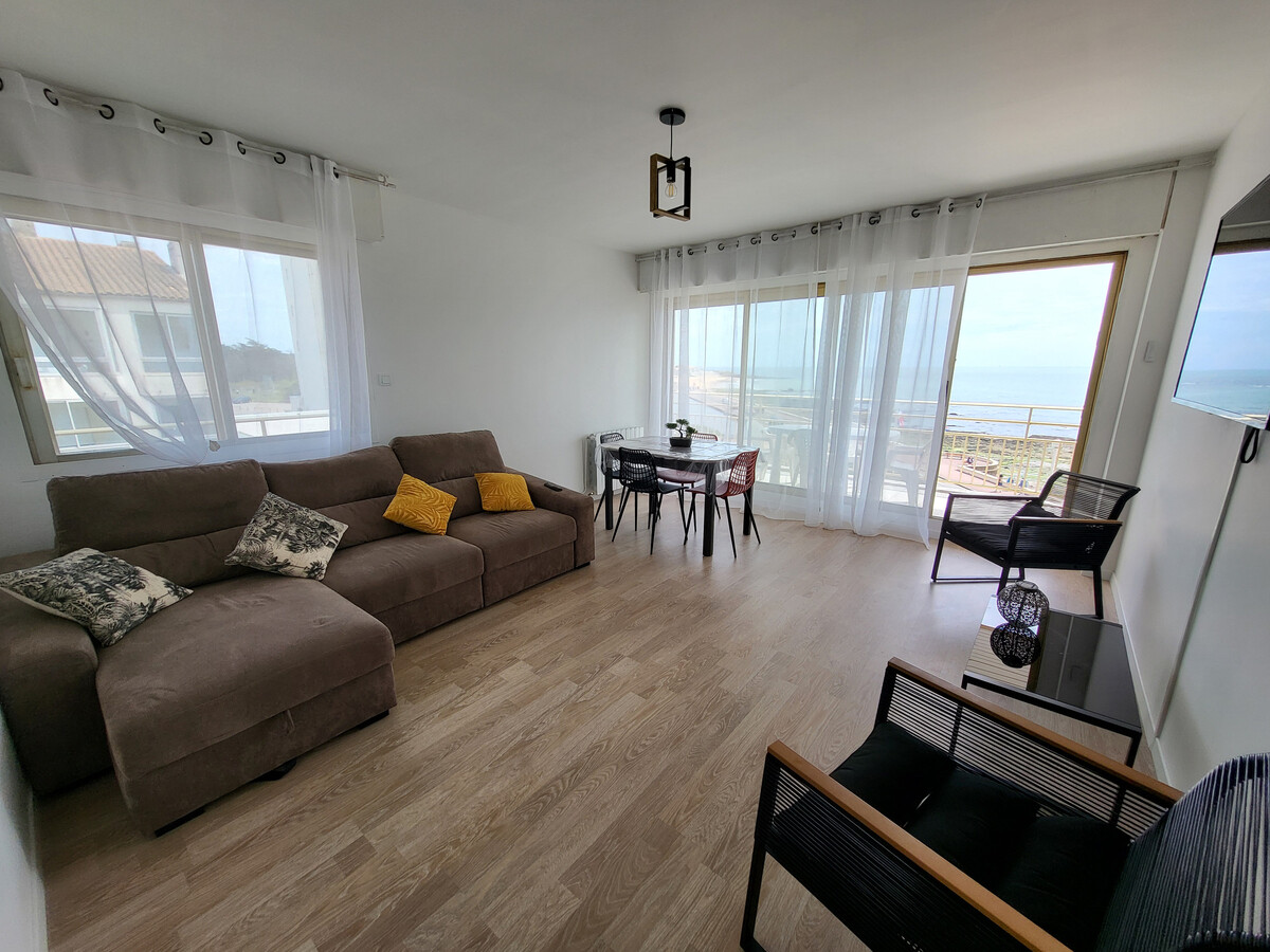 Appartement 3 pièces vue mer, terrasse et garage, 150m plage - Photo 2