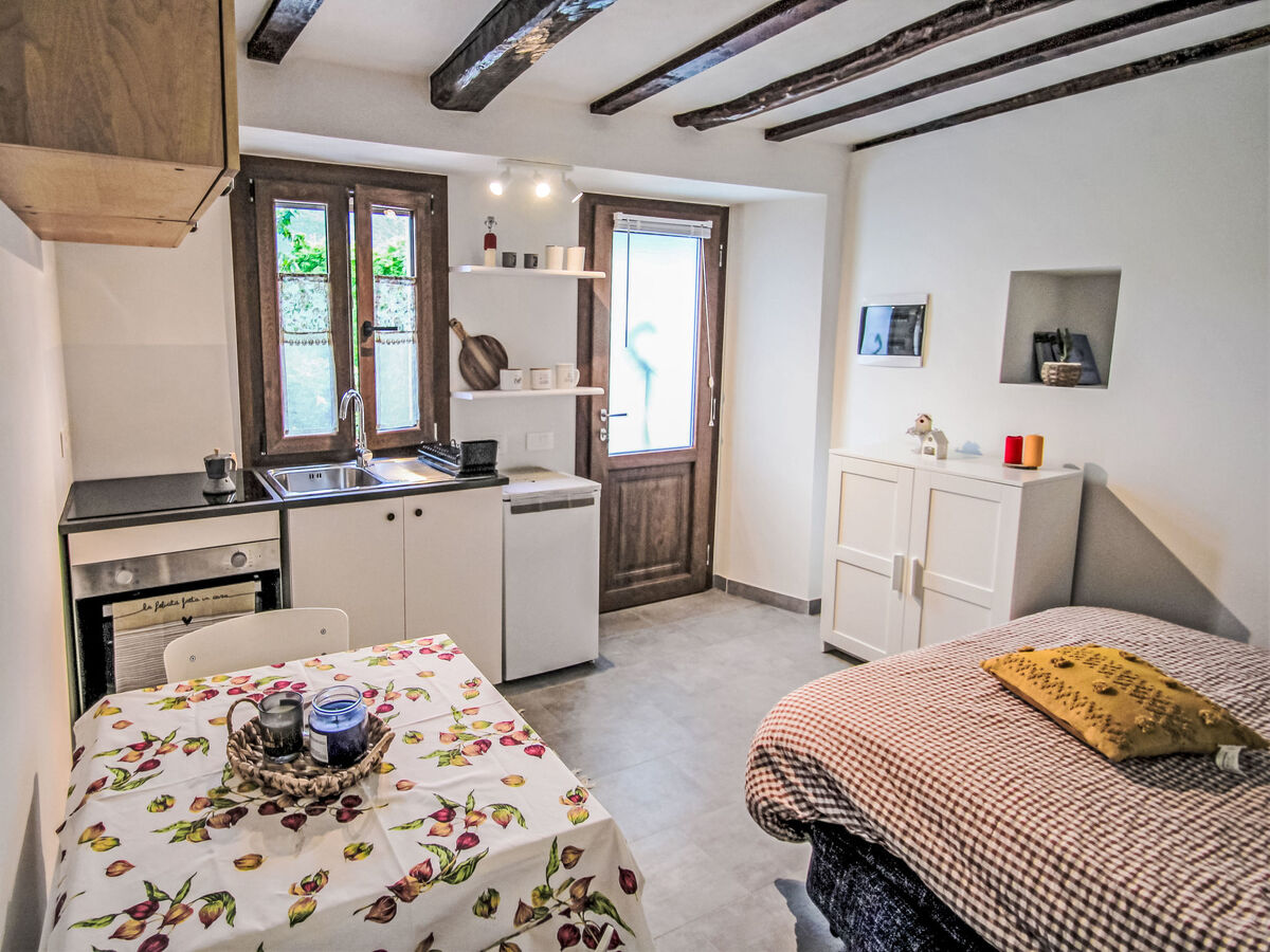 La Casetta, studio rénové 30 m² à Casale Corte Cerro - Photo 6