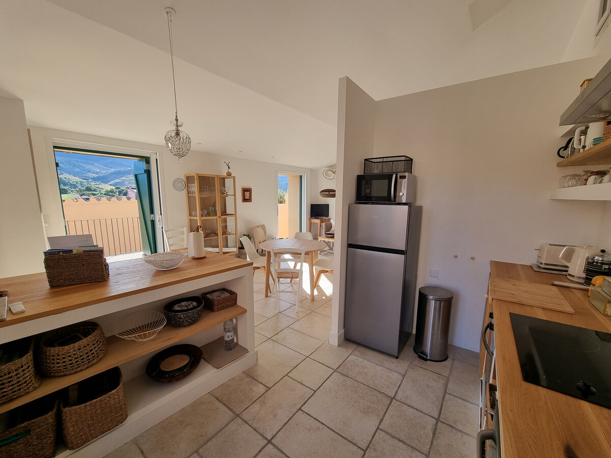 Maison T3 rénovée à Collioure, vue mer et montagne - Photo 9