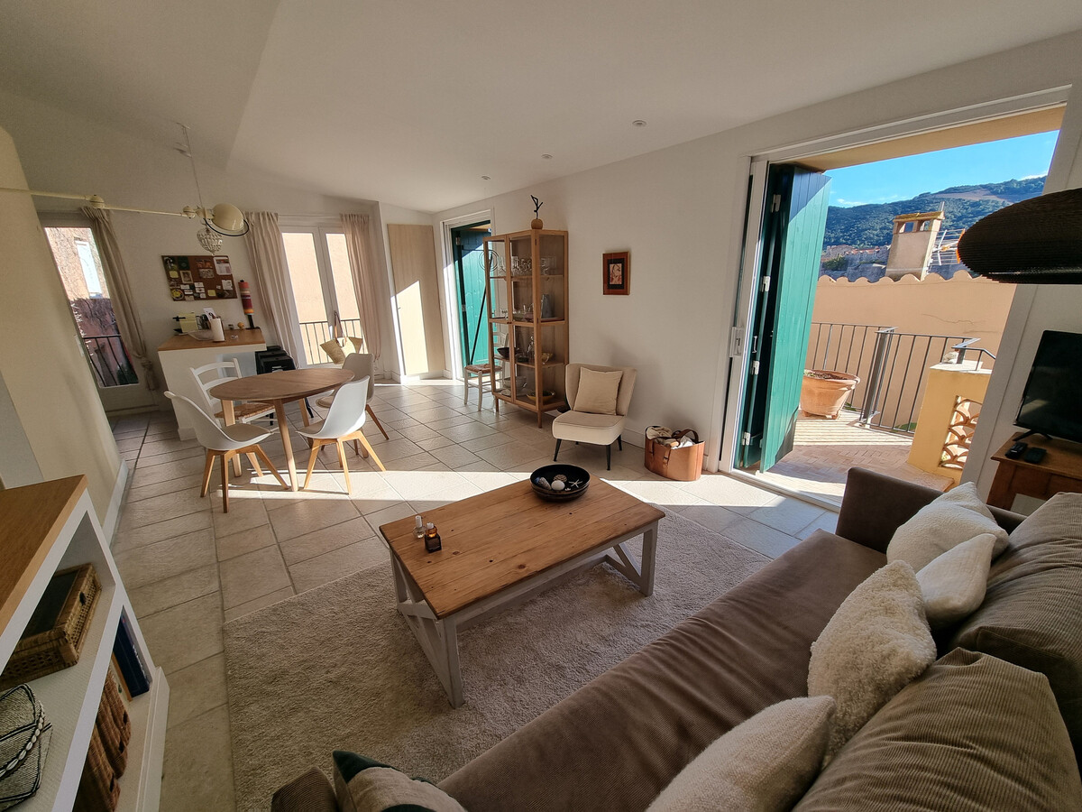 Maison T3 rénovée à Collioure, vue mer et montagne - Photo 11