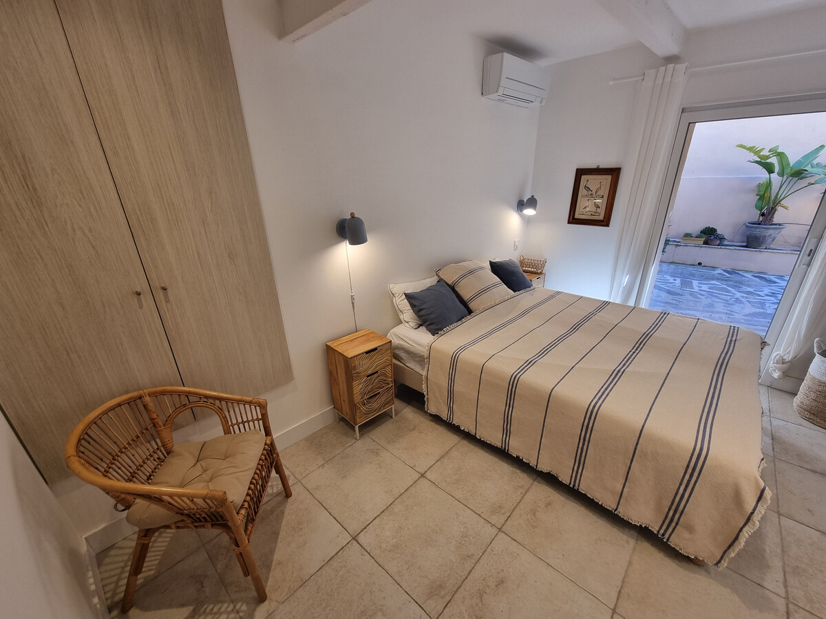 Maison T3 rénovée à Collioure, vue mer et montagne - Photo 17