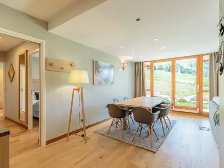 Location appartement à Bourg Saint Maurice, Superbe 4 pièces moyen pour 6 pers. avec piscine, spa, fitness, parking couvert, ski aux pieds