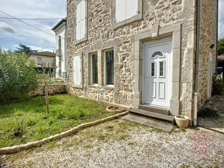 Location maison à Lamalou les Bains, Charmante maison F4 avec terrasse proche Thermes et centre, animaux acceptés