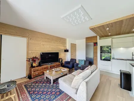 Appartement 3 chambres Combloux, jardin 100 m² et vue montagne : photo 9