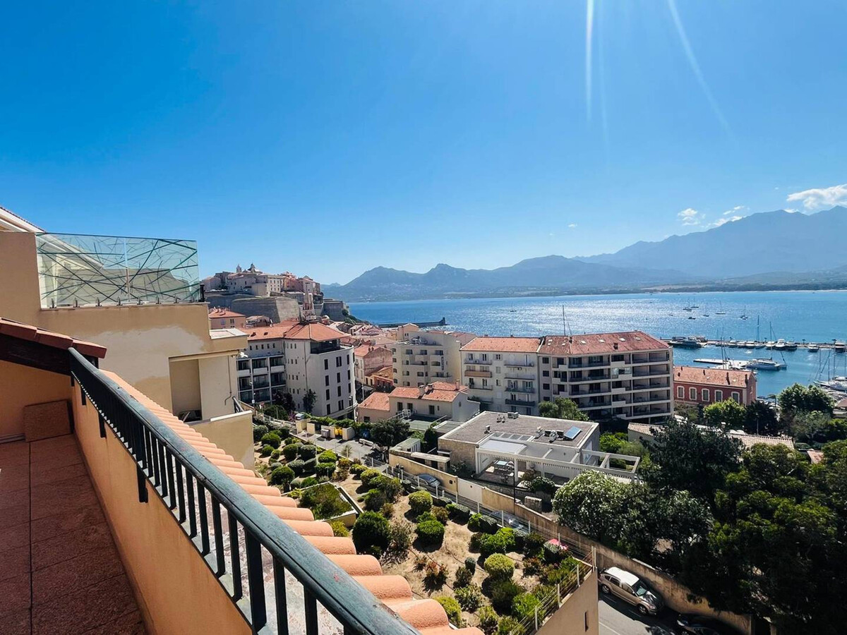 Appartement 3 chambres vue mer à Calvi, garage inclus - Photo 11