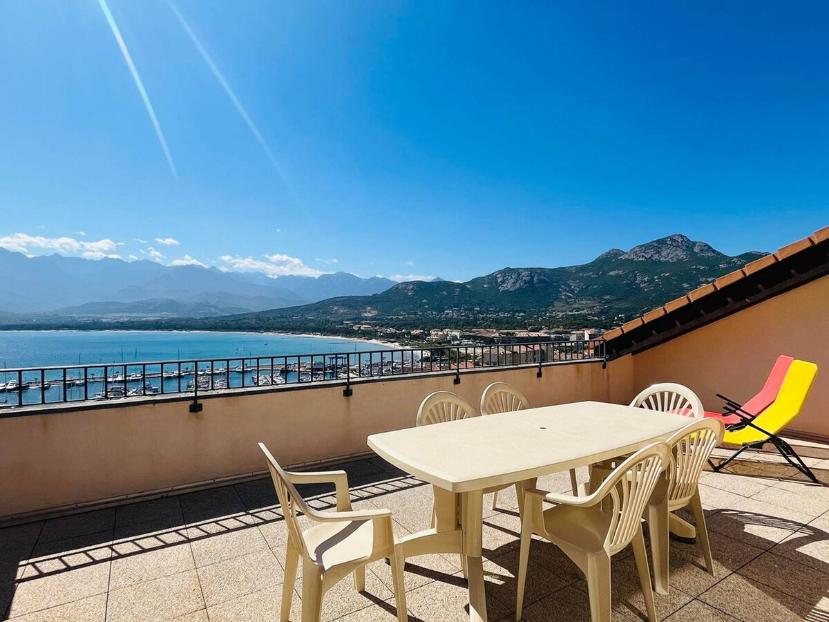 Appartement 3 chambres vue mer à Calvi, garage inclus - Photo 25