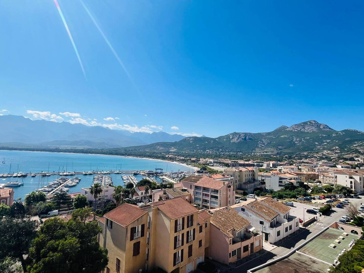 Appartement 3 chambres vue mer à Calvi, garage inclus - Photo 35