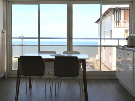 Appartement moderne face à la mer à Villers-sur-Mer : photo 9