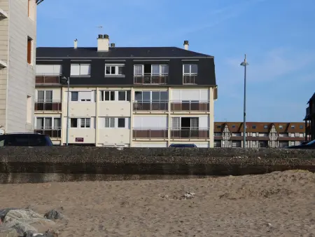 Appartement moderne face à la mer à Villers-sur-Mer : photo 11