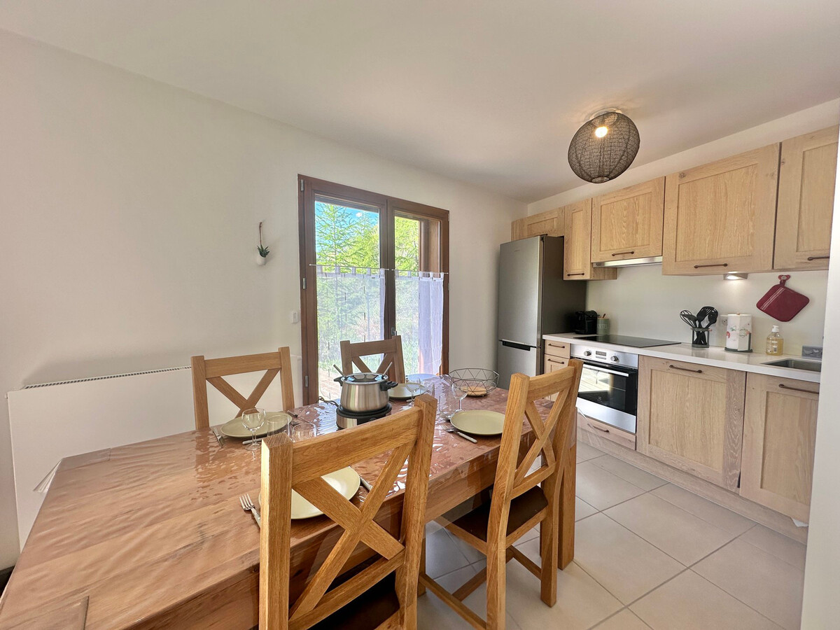 T3 Vars pied des pistes, terrasse solarium et parking - Photo 3