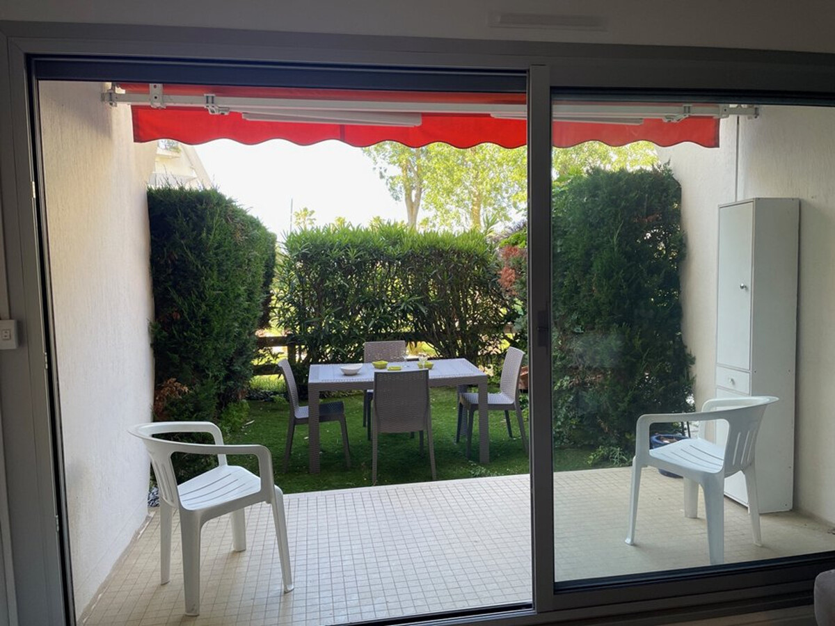 Studio rez-de-jardin avec parking à 10 min de plage - Photo 8
