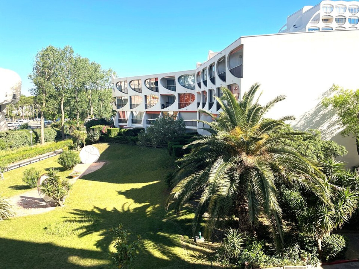 Studio rez-de-jardin avec parking à 10 min de plage - Photo 9