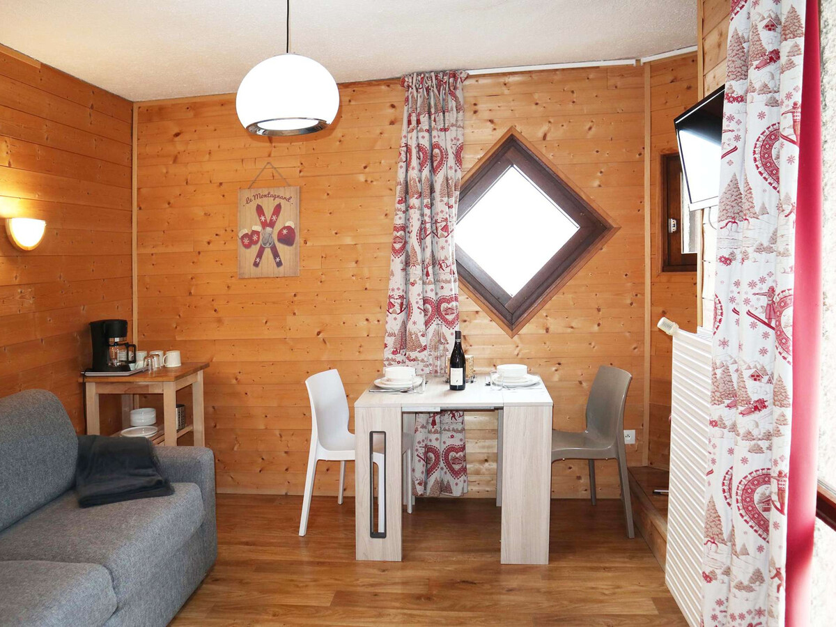 Studio 2 personnes front de neige aux Orres 1650 - Photo 2