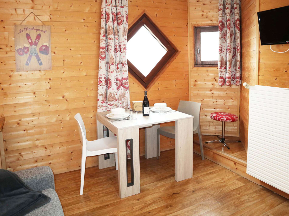 Studio 2 personnes front de neige aux Orres 1650 - Photo 3