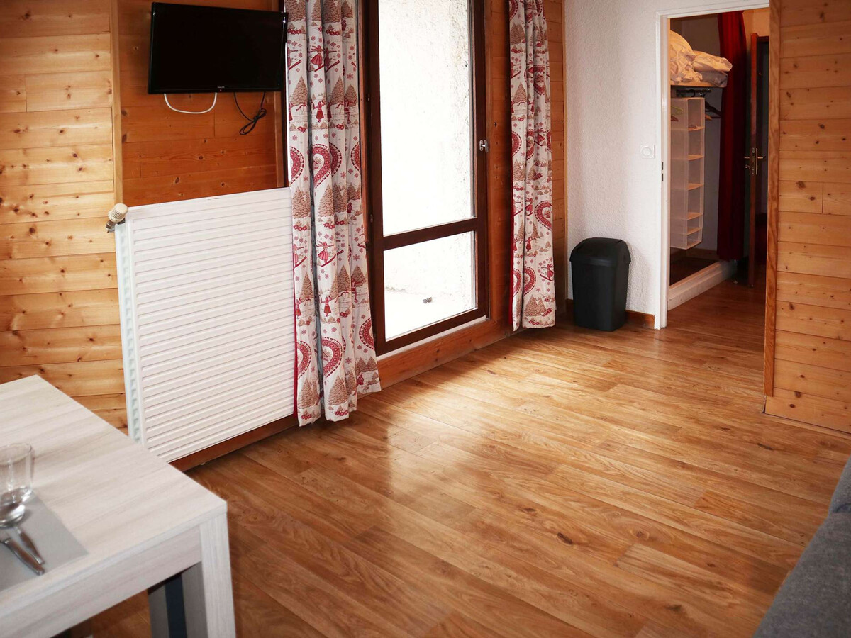 Studio 2 personnes front de neige aux Orres 1650 - Photo 4