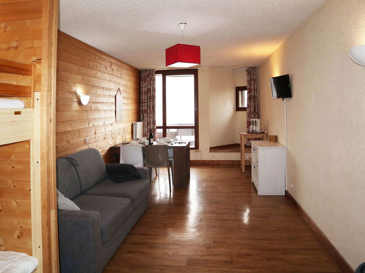 Studio 4 pers. face aux pistes, balcon sud aux Orres - Photo 4