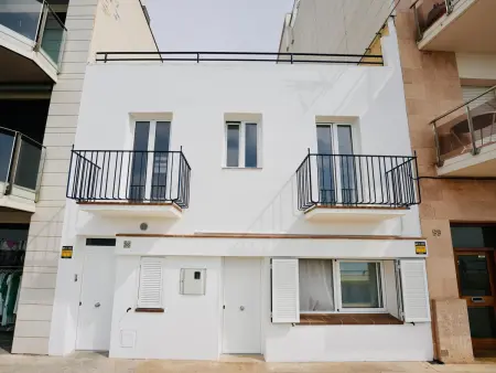 Appartement front de mer rénové, 10 m de la plage : photo 5