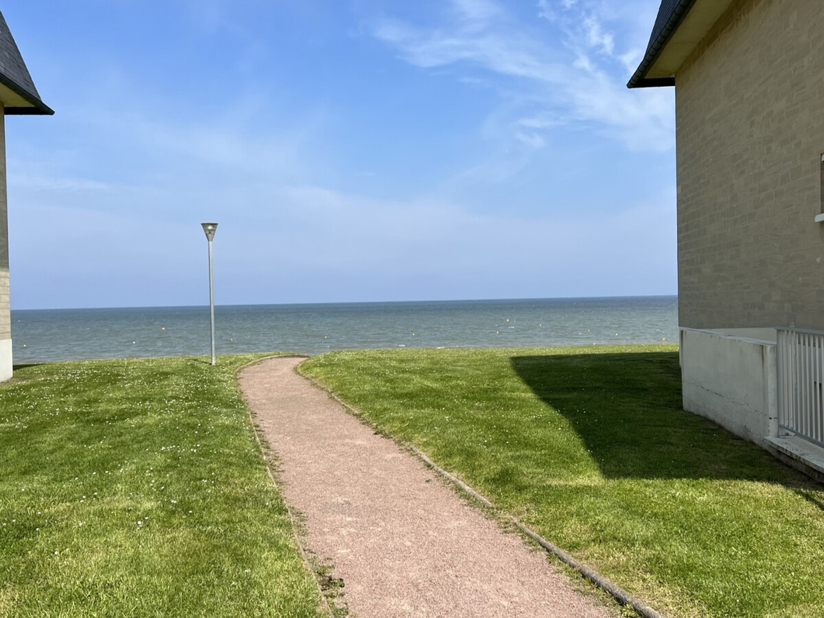 Studio cabine 32 m² vue mer et parking à Varaville - Photo 15