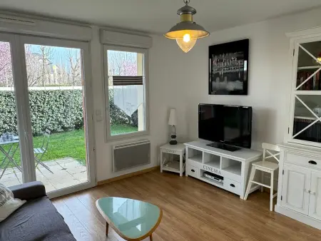 Location appartement à Cabourg, Appartement Moderne T2, Rez-de-Jardin, Proche Plage et Centre Ville, Parking, Wifi, Animaux Acceptés