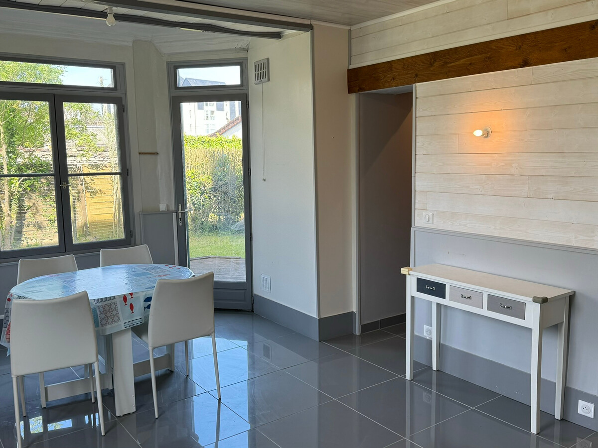 Appartement 57 m² avec jardin arboré, centre Cabourg - Photo 3