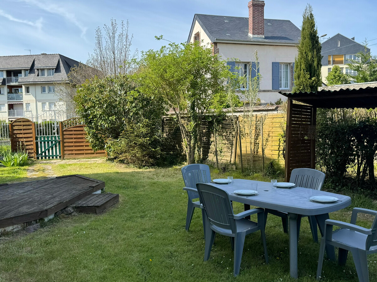 Appartement 57 m² avec jardin arboré, centre Cabourg - Photo 6
