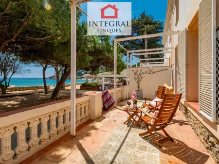 Maison en Bord de Mer avec Accès Direct à la Plage et Terrasse Panoramique - La Fosca, Palamós - Photo 1