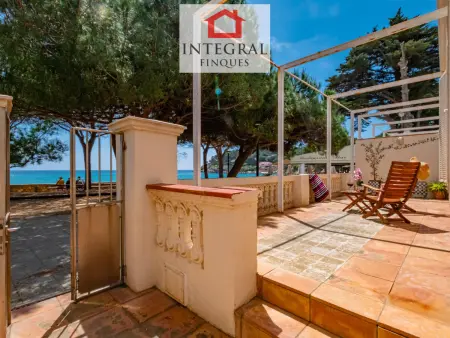 Maison en Bord de Mer avec Accès Direct à la Plage et Terrasse Panoramique - La Fosca, Palamós - Photo 3