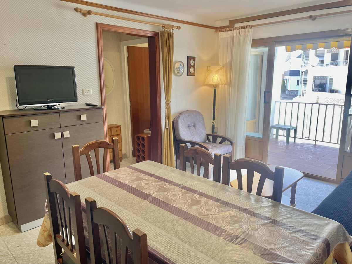 Appartement 2 chambres rez-de-chaussée, terrasse sud-ouest à Roses - Photo 7