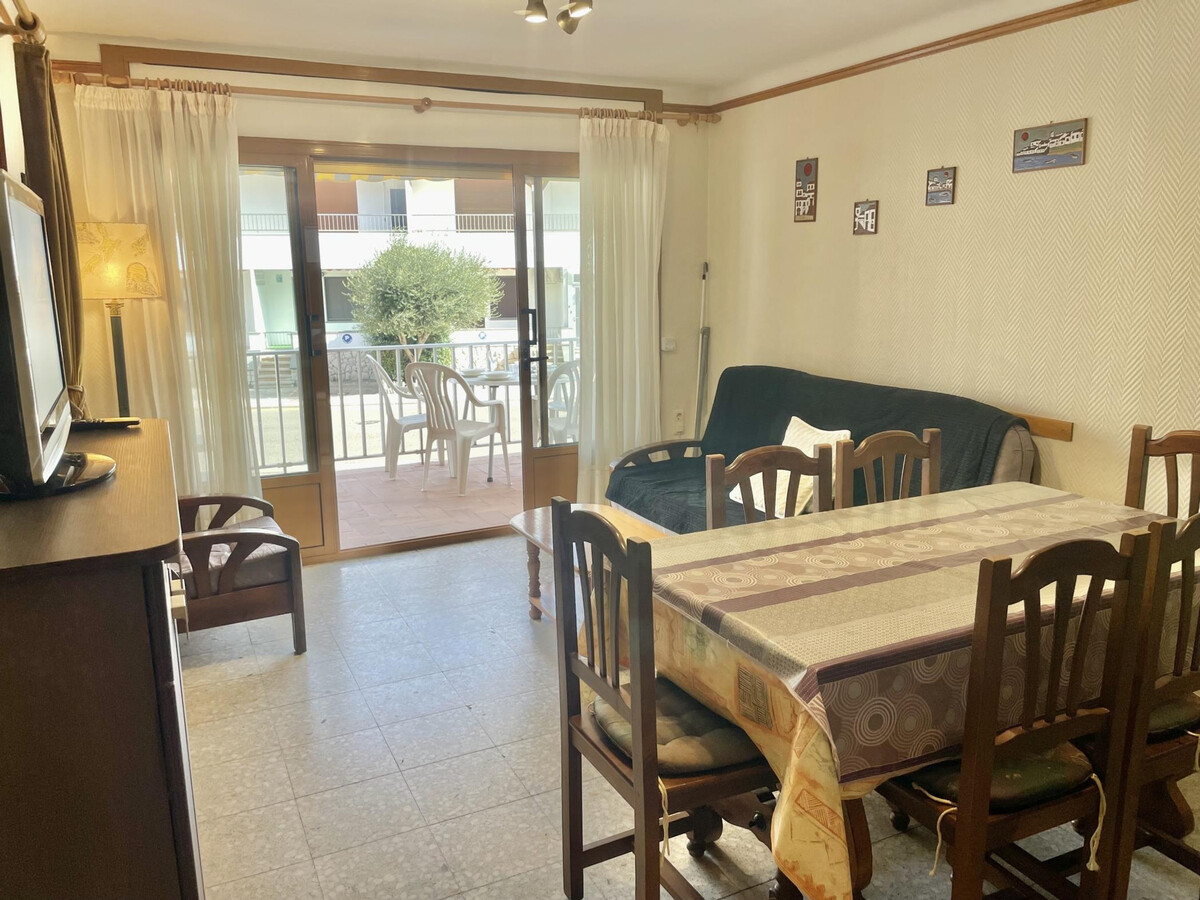 Appartement 2 chambres rez-de-chaussée, terrasse sud-ouest à Roses - Photo 11