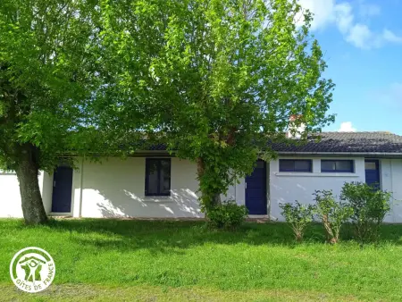 Location gite à Saint Michel en l'Herm, Gîte 2 pers. proche plages et Marais Poitevin, terrasse couverte, tout inclus