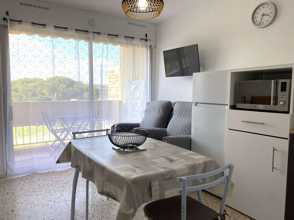 T1 Balaruc-les-Bains, balcon parc, clim, parking - Photo 3