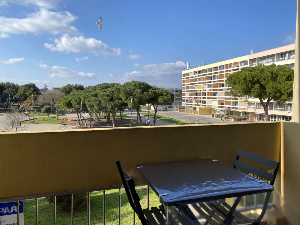 T1 Balaruc-les-Bains, balcon parc, clim, parking - Photo 9
