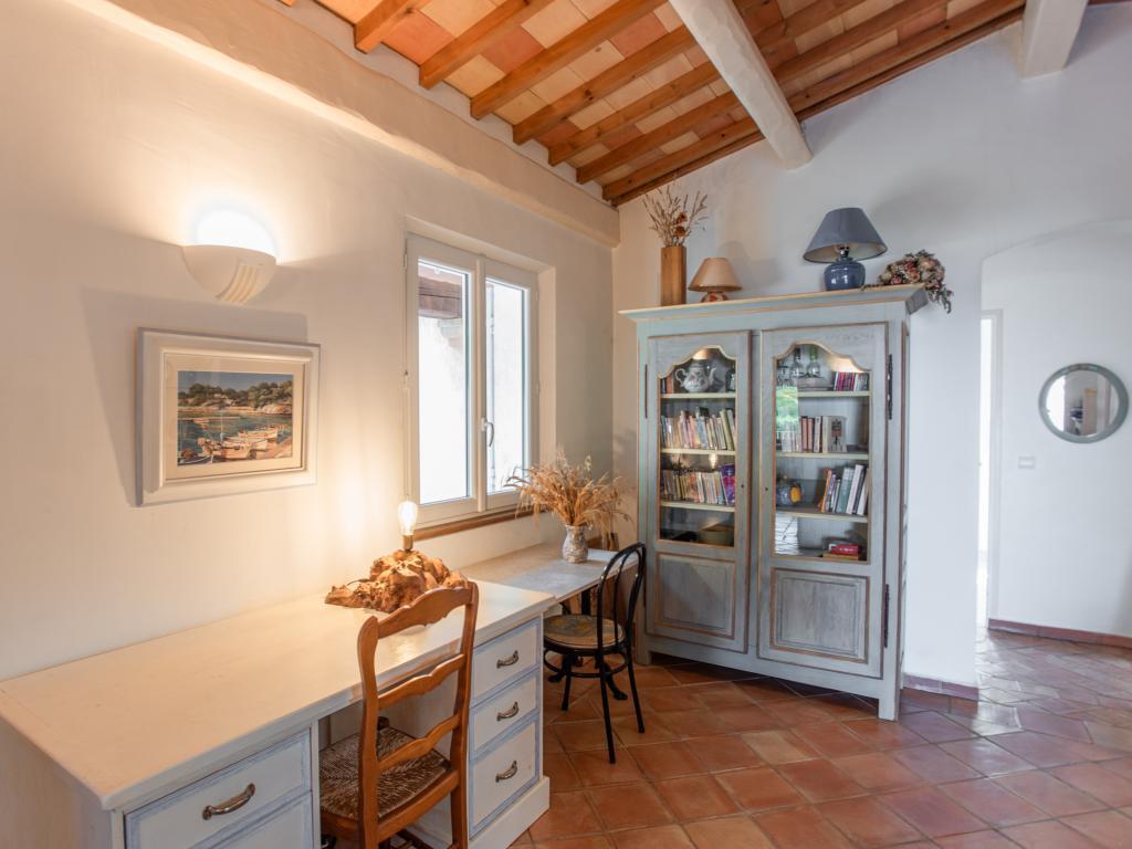 Plage, Villa avec vue, piscine et proche de la plage - Photo 13
